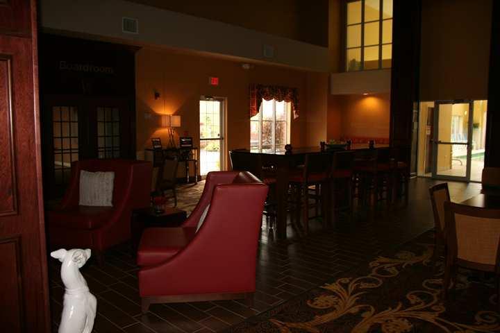 Hampton Inn & Suites Cleveland-Southeast-Стрийтсбъро Екстериор снимка